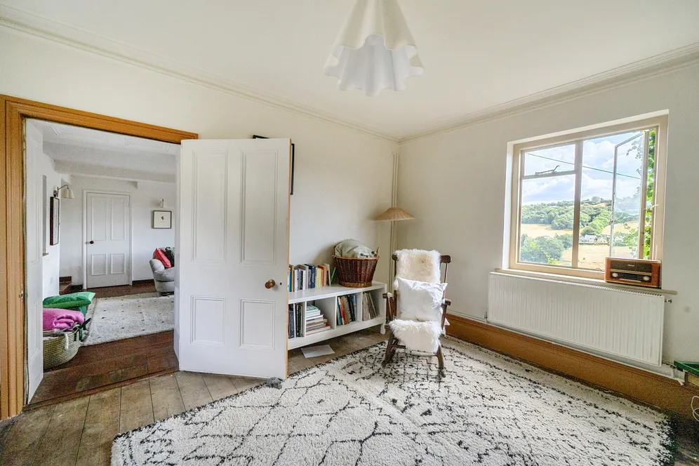 Butterrow Lane, Stroud, GL5 photo 4
