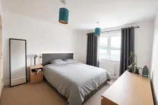 Stane Grove, Clapham