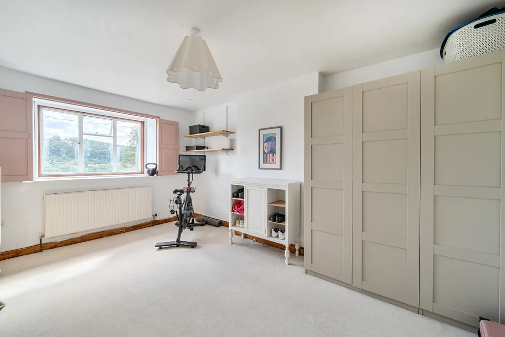 Butterrow Lane, Stroud, GL5 photo 11