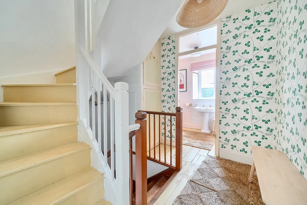 Butterrow Lane, Stroud, GL5 photo 9
