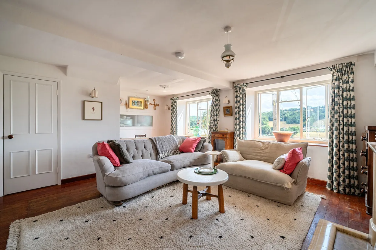 Butterrow Lane, Stroud, GL5 photo 10