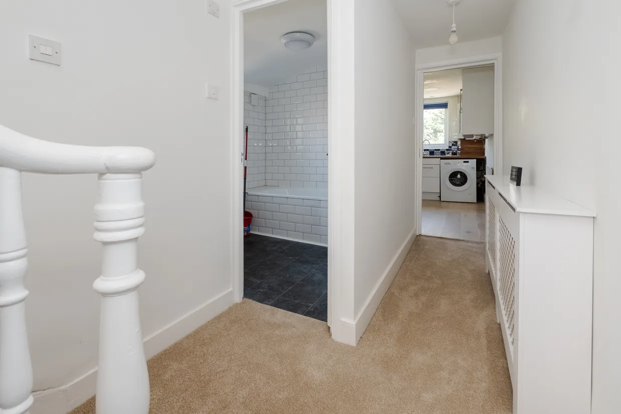 Cheshire Road, London, N22 photo 8