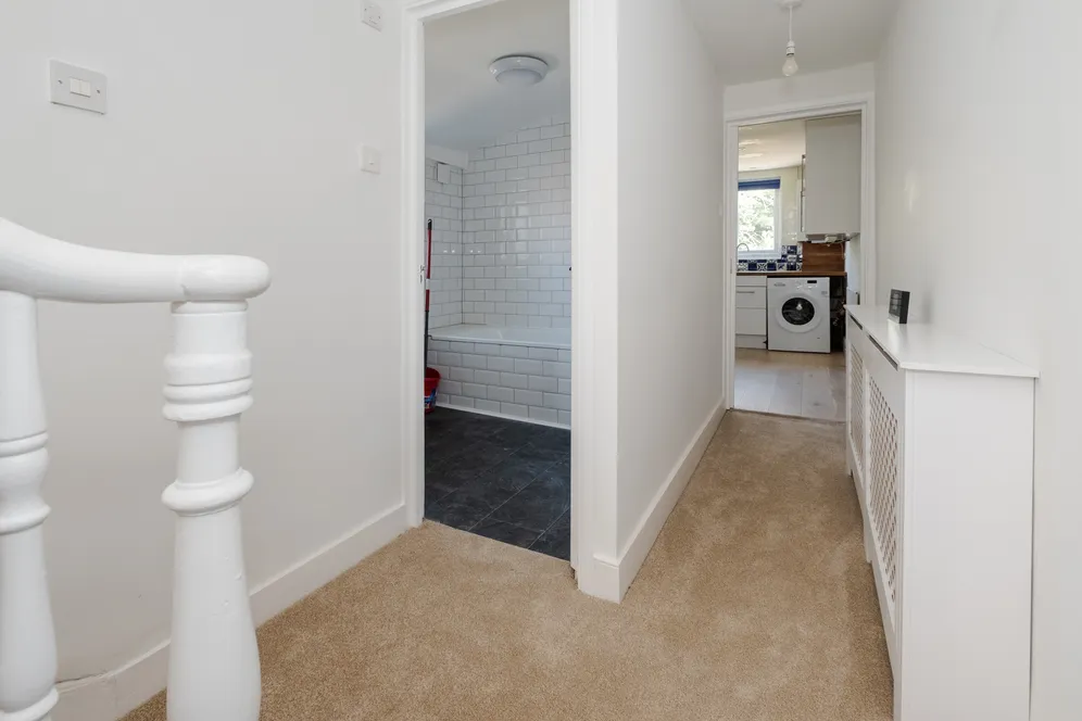 Cheshire Road, London, N22 photo 8