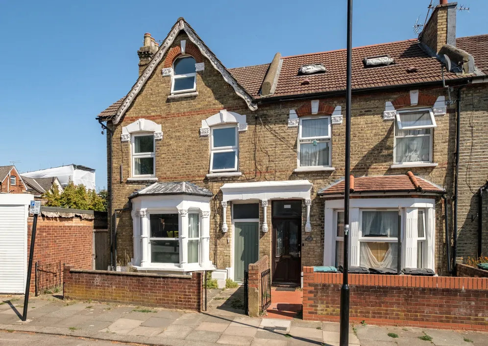 Cheshire Road, London, N22 photo 12