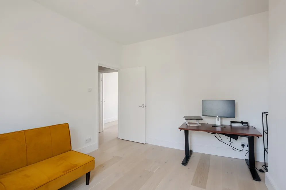 Cheshire Road, London, N22 photo 14