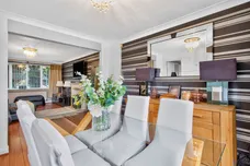 Leglen Wood Road, Glasgow