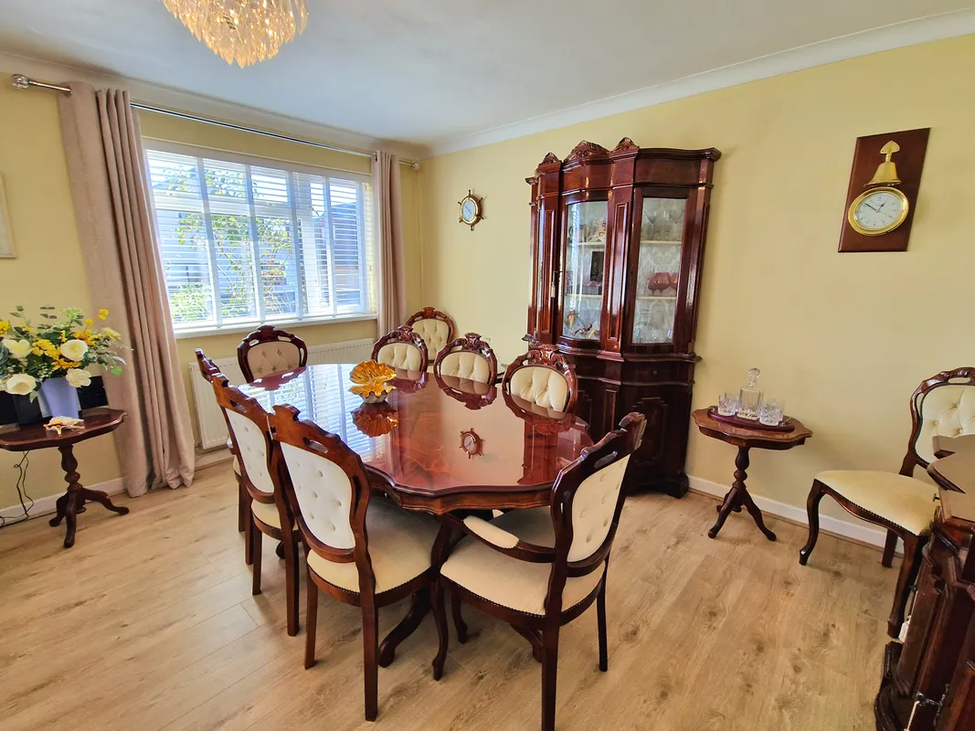 CARLTON PLACE, PORTHCAWL, CF36 3ET