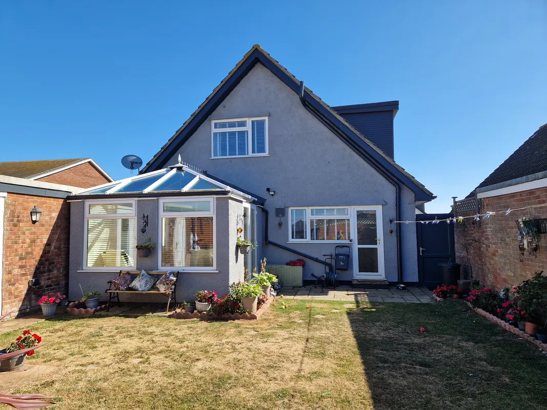 CARLTON PLACE, PORTHCAWL, CF36 3ET