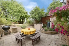Broadlands Close, Salisbury