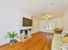 Raymonds Plain, Welwyn Garden City thumb 3