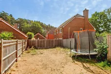 Holly Drive, Copthorne, Crawley