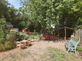 Broadlands Close, Salisbury thumb 3