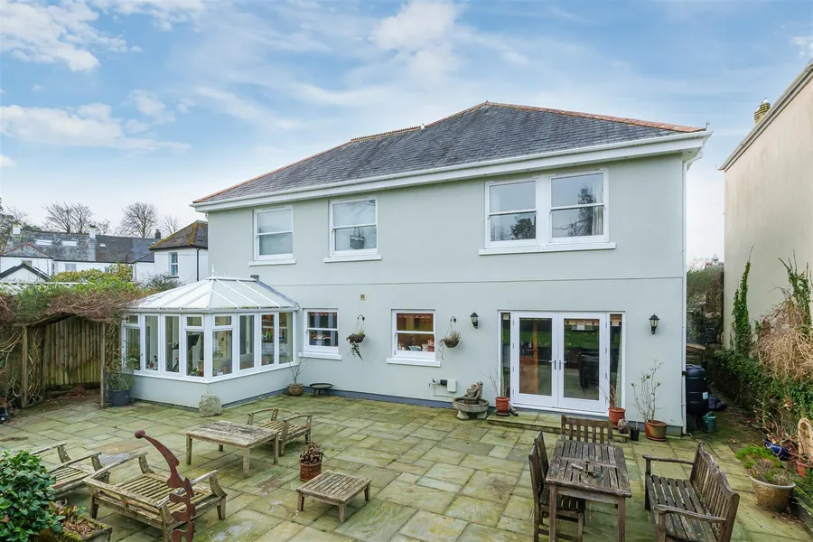 Property Image 28
