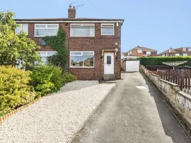 Graham Walk, Gildersome, Leeds photo