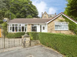 Manor Park, Oakworth, Keighley photo