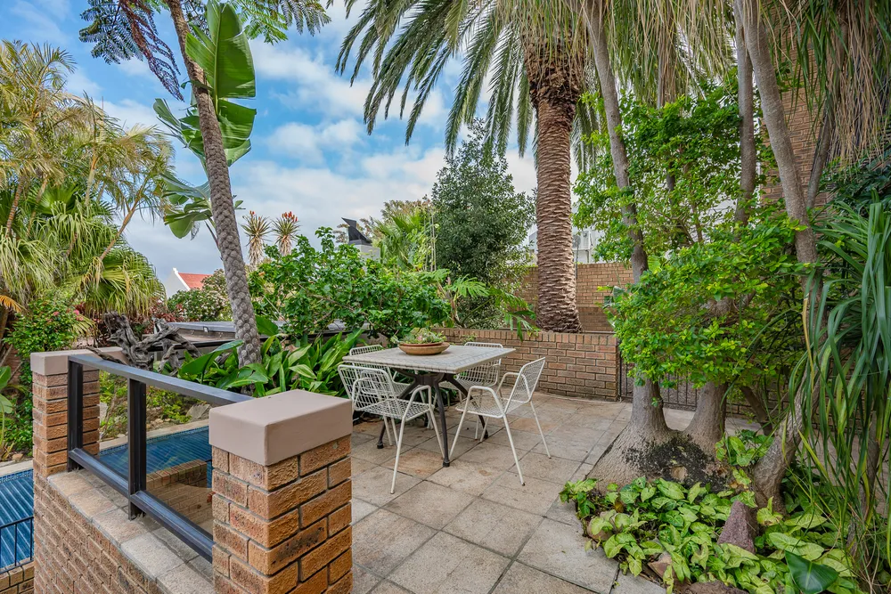 South Africa, Western Cape, Heldervue, Primula Street, 8