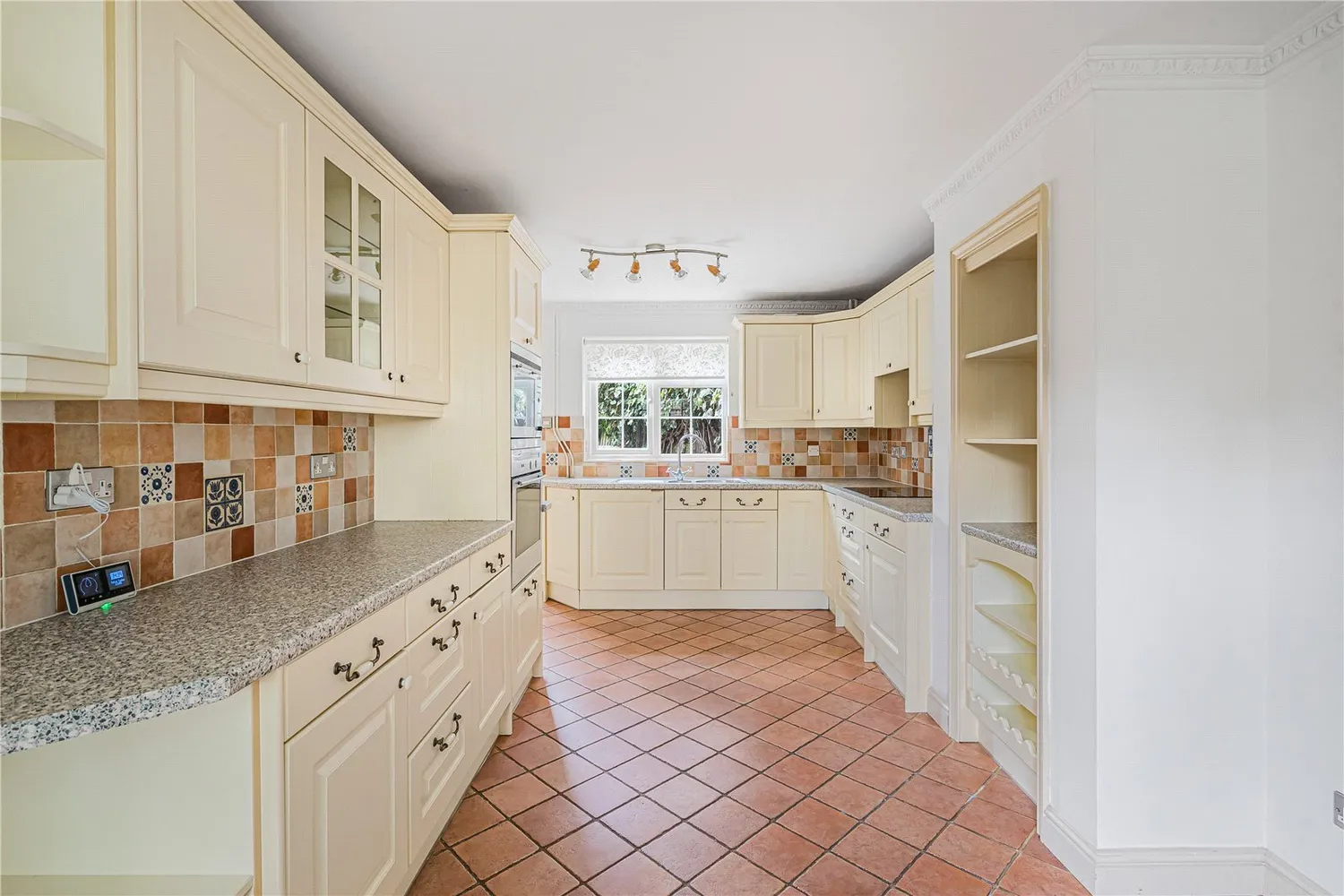North Street, Oundle, PE8 photo 2