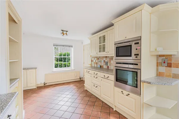 North Street, Oundle, PE8 photo 4