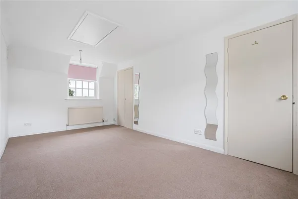 North Street, Oundle, PE8 photo 6