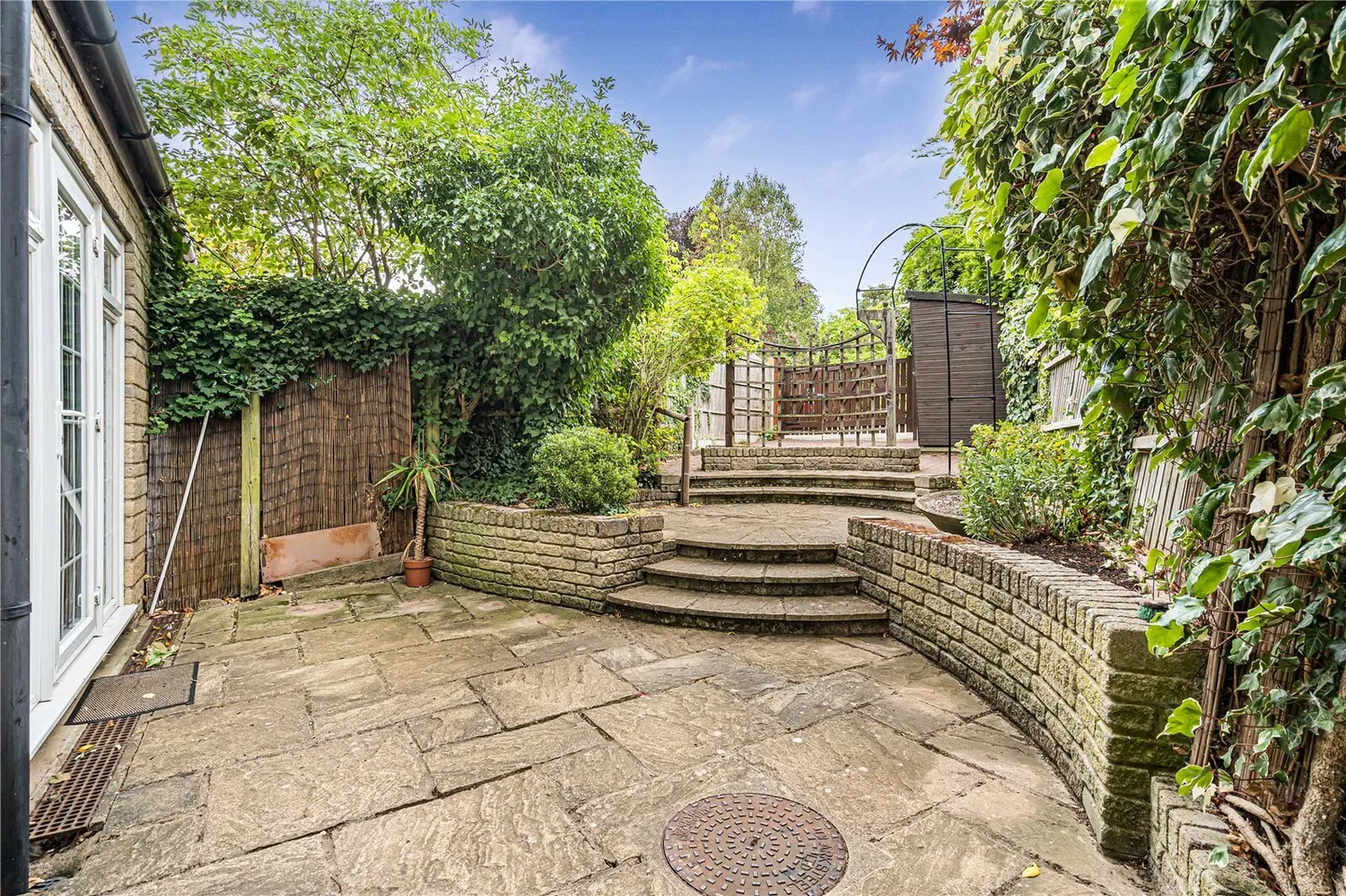 North Street, Oundle, PE8 photo 9