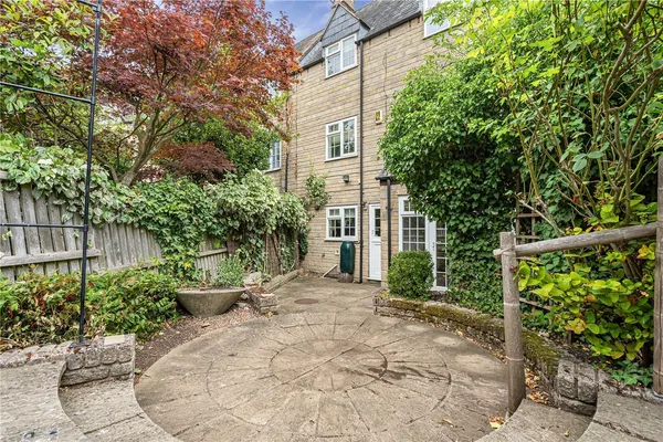 North Street, Oundle, PE8 photo 10