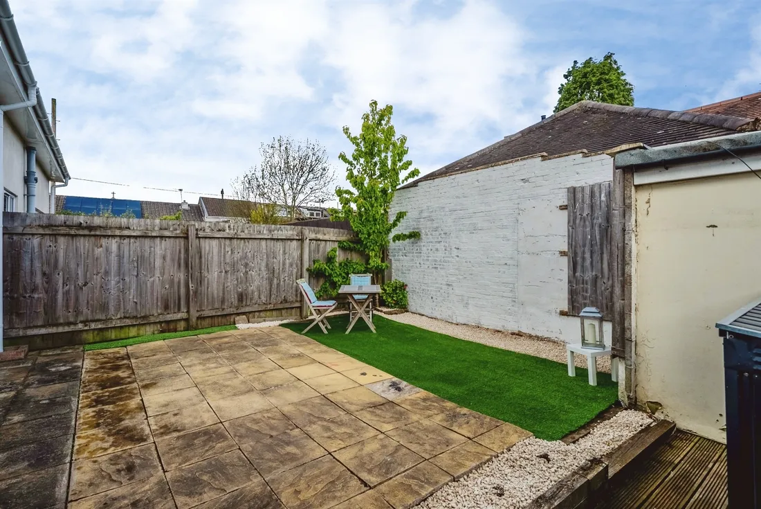 Property photo 11