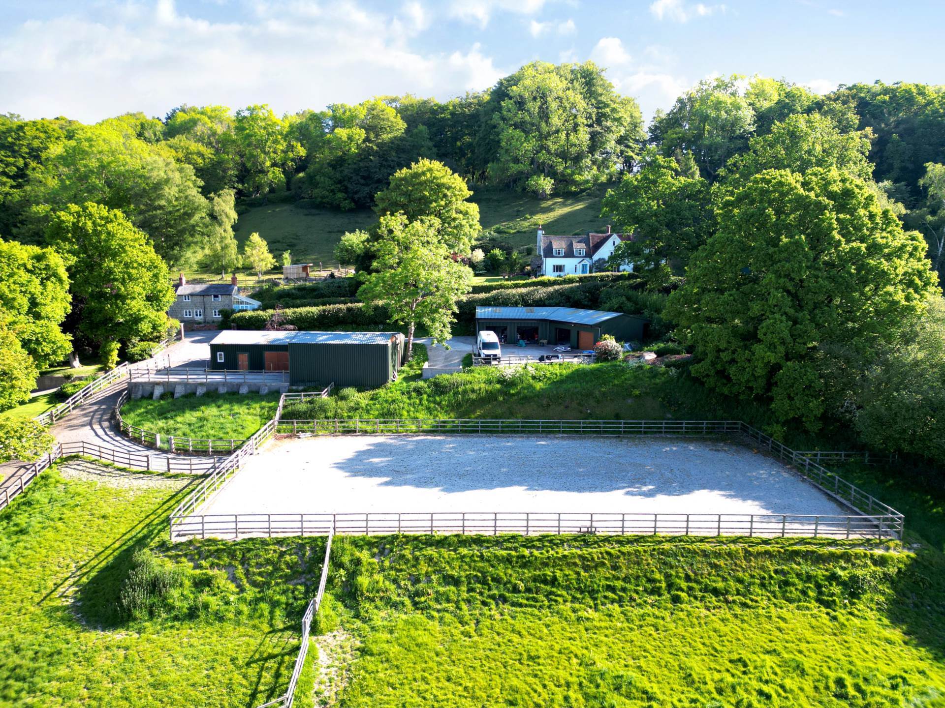 East Knoyle, Country House & Equestrian, 9 Acres. Image 5