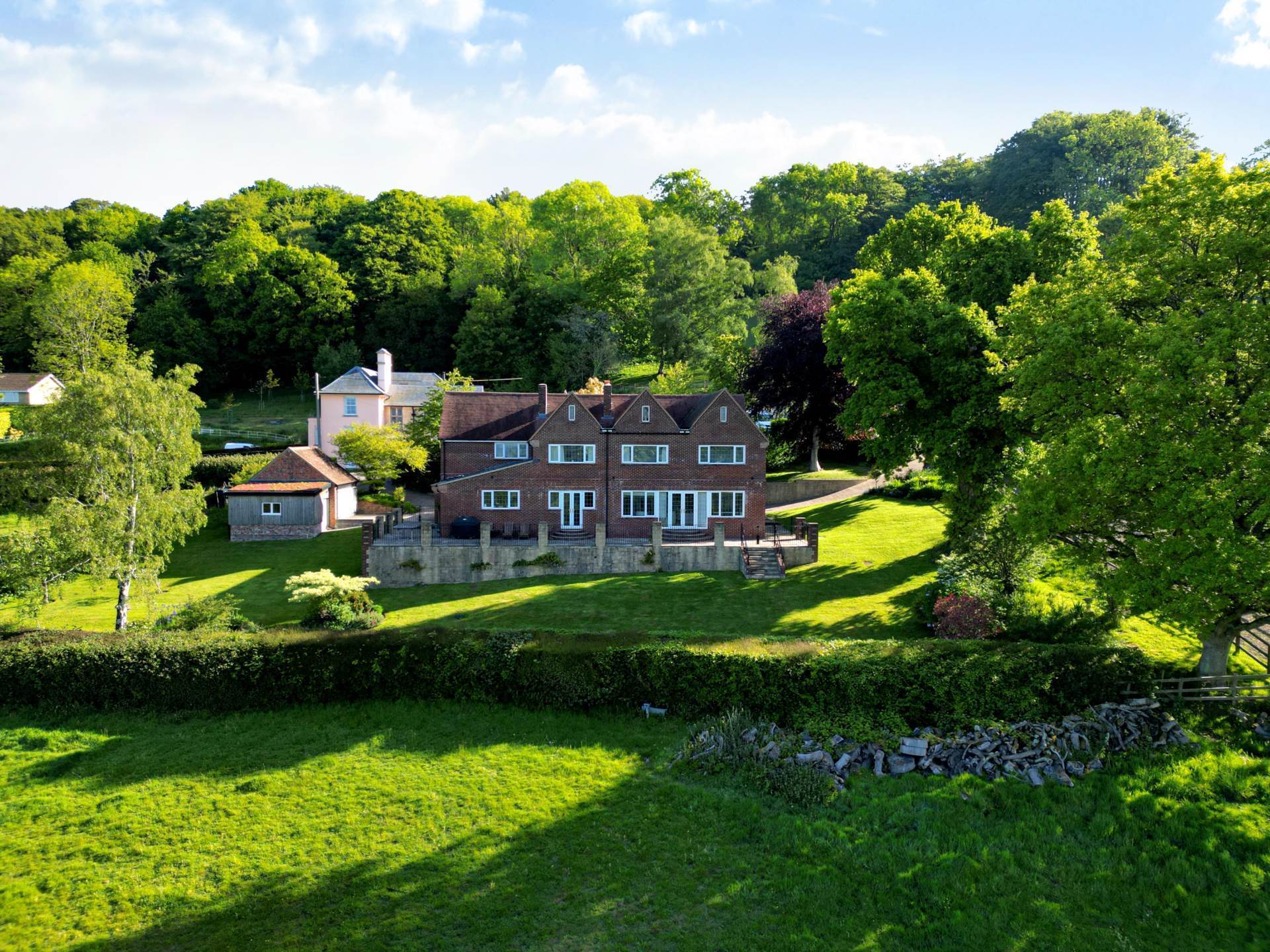 East Knoyle, Country House & Equestrian, 9 Acres. Image 7