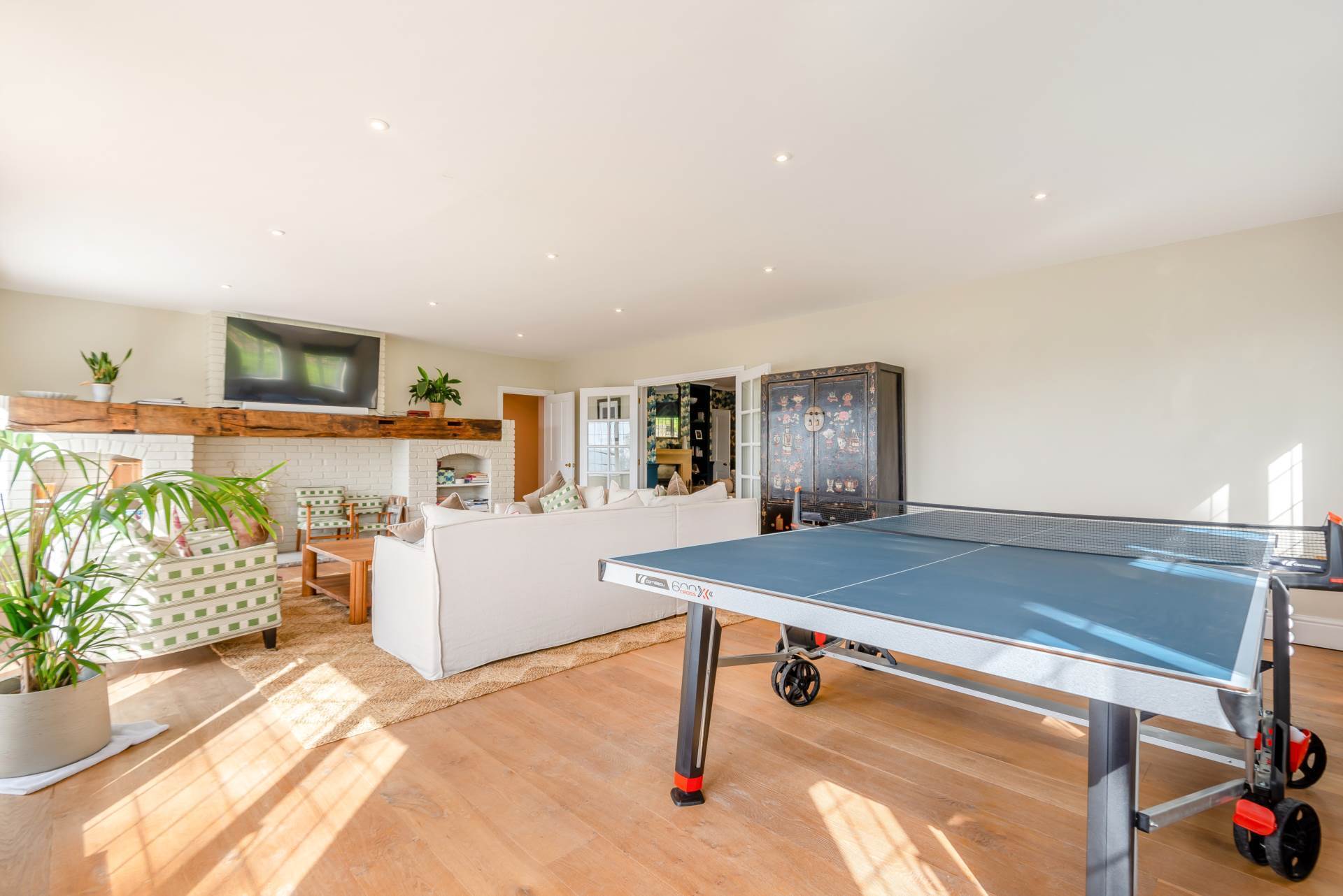 East Knoyle, Country House & Equestrian, 9 Acres. Image 10