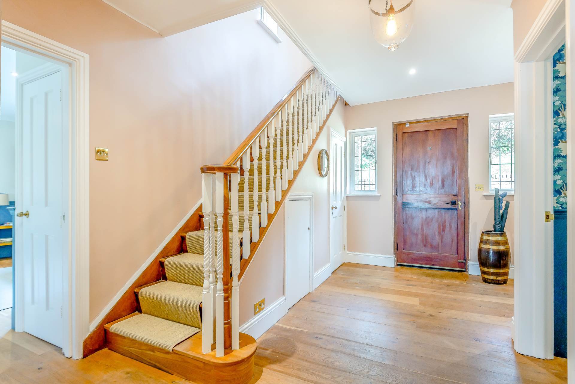 East Knoyle, Country House & Equestrian, 9 Acres. Image 18