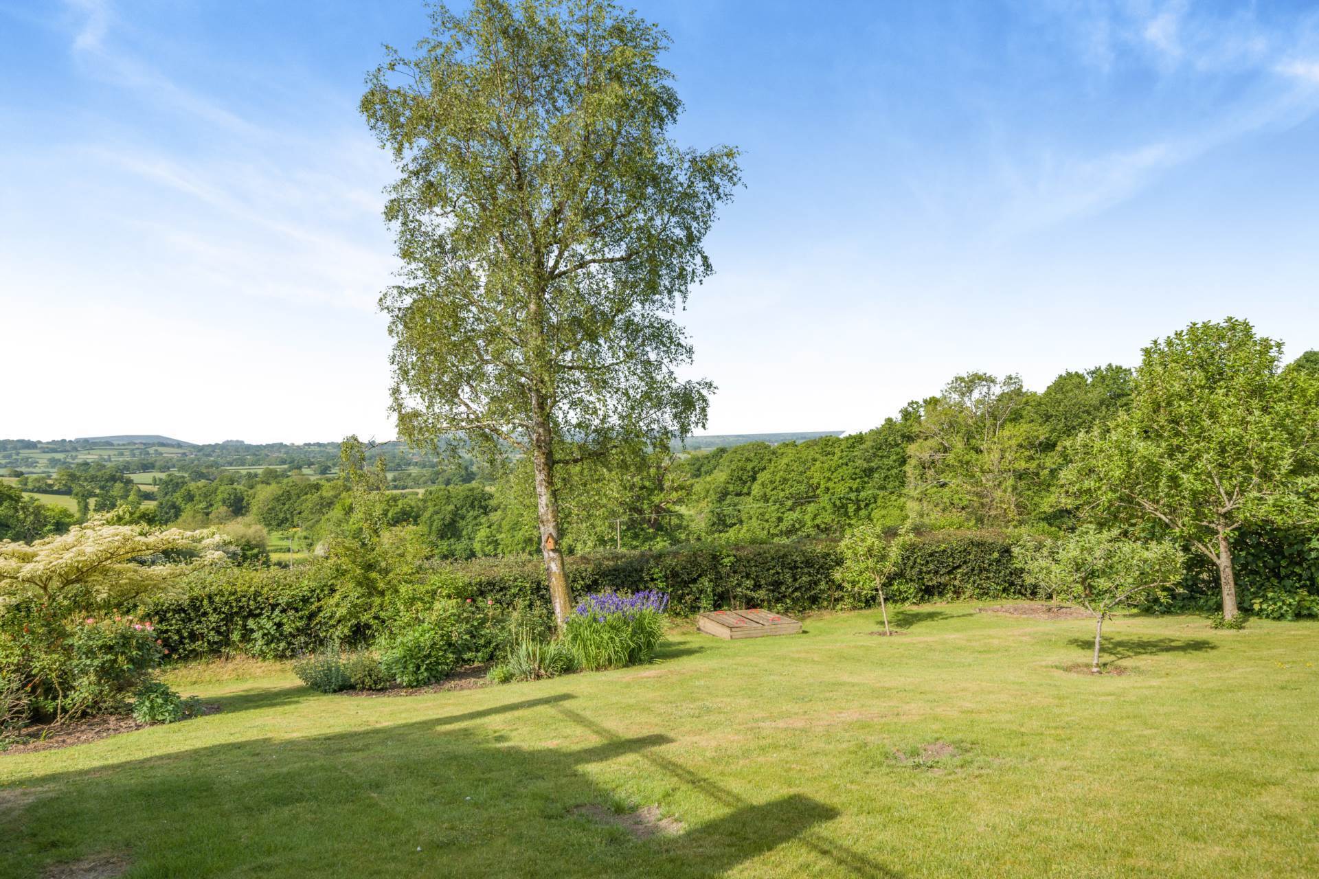 East Knoyle, Country House & Equestrian, 9 Acres. Image 34