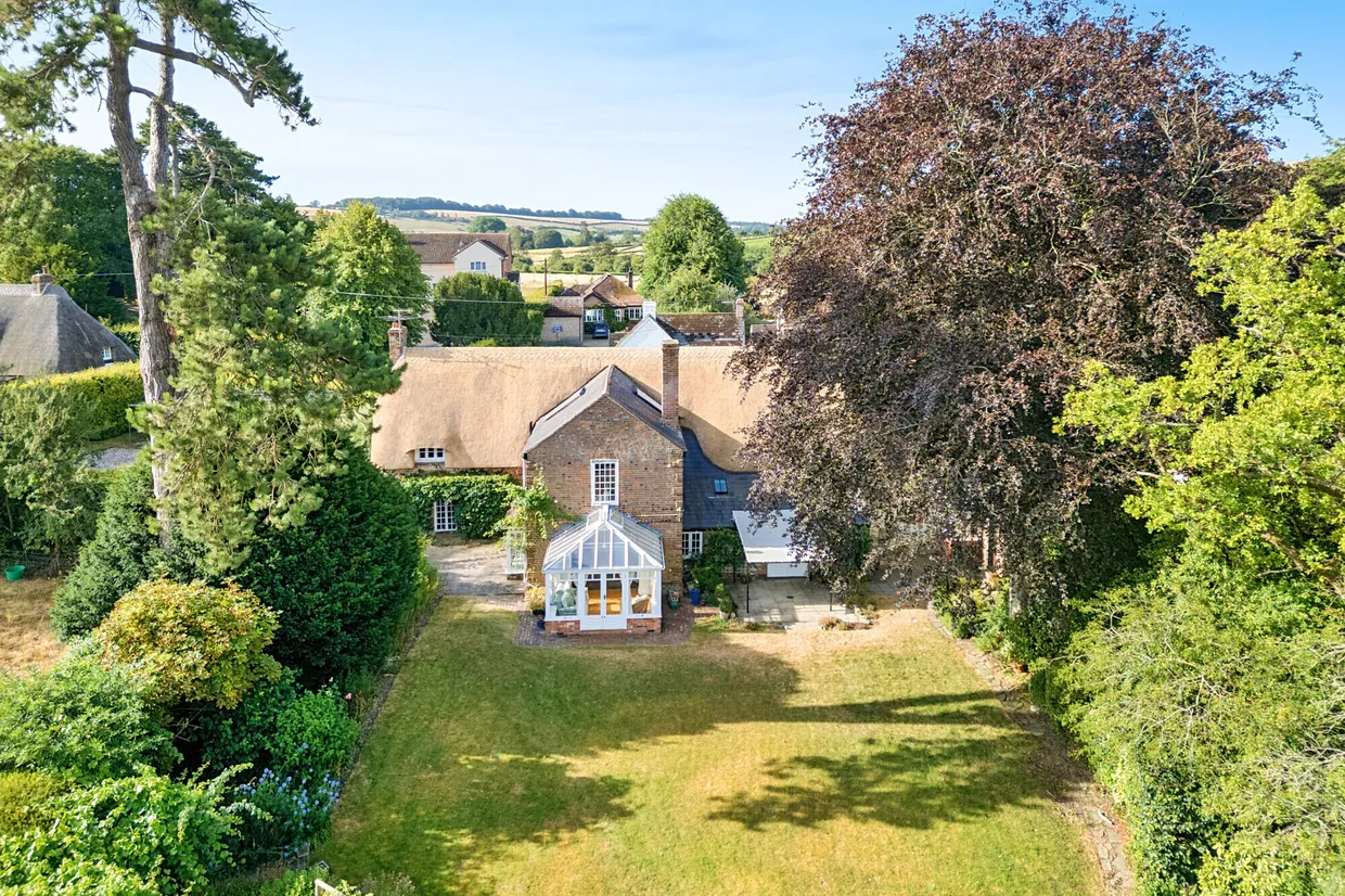 Ogbourne St. George, Marlborough, SN8 photo 18