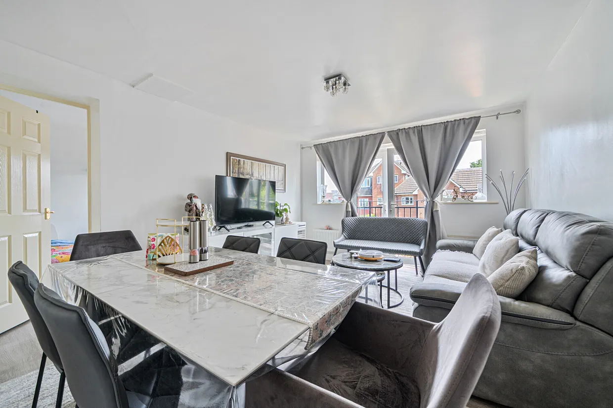 1 Turners Close, Whetstone, N20 photo 3