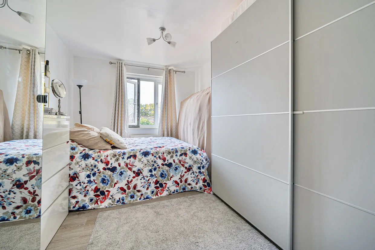 1 Turners Close, Whetstone, N20 photo 5