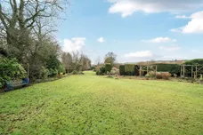 Ogbourne St. George, Marlborough, SN8 photo 27