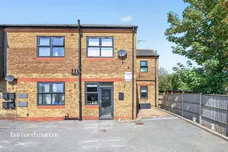 Miles Road, Epsom