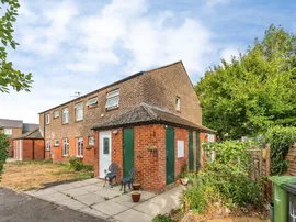 Retreat Gardens, Crowmarsh Gifford, Wallingford photo