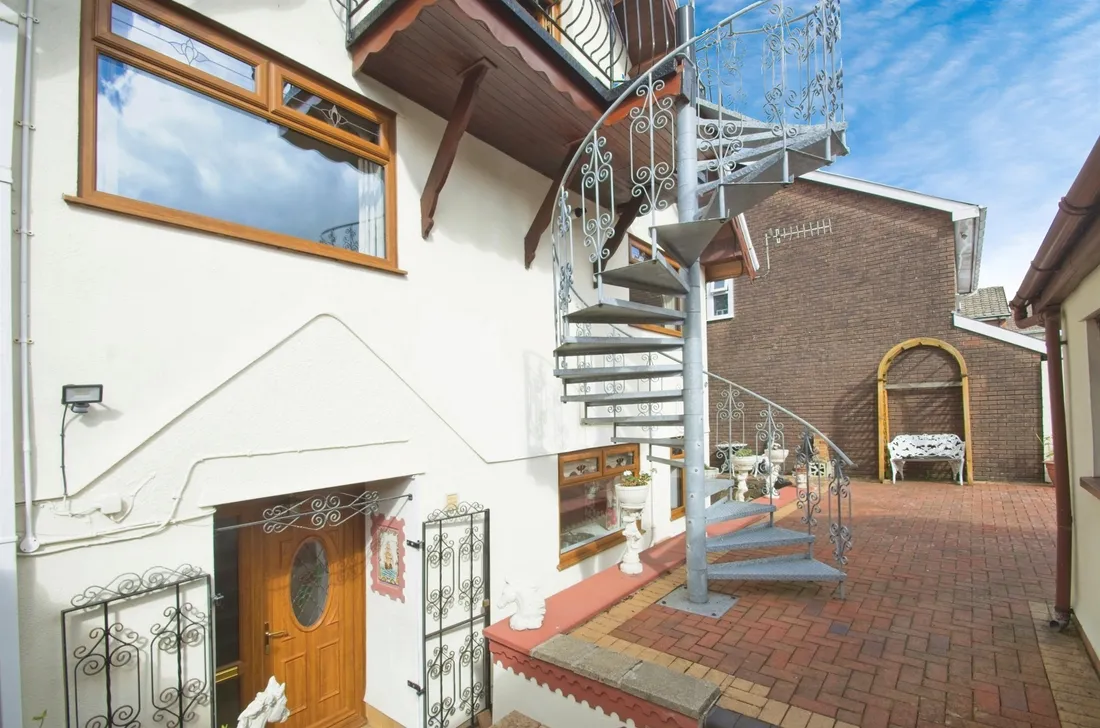 Property photo 23