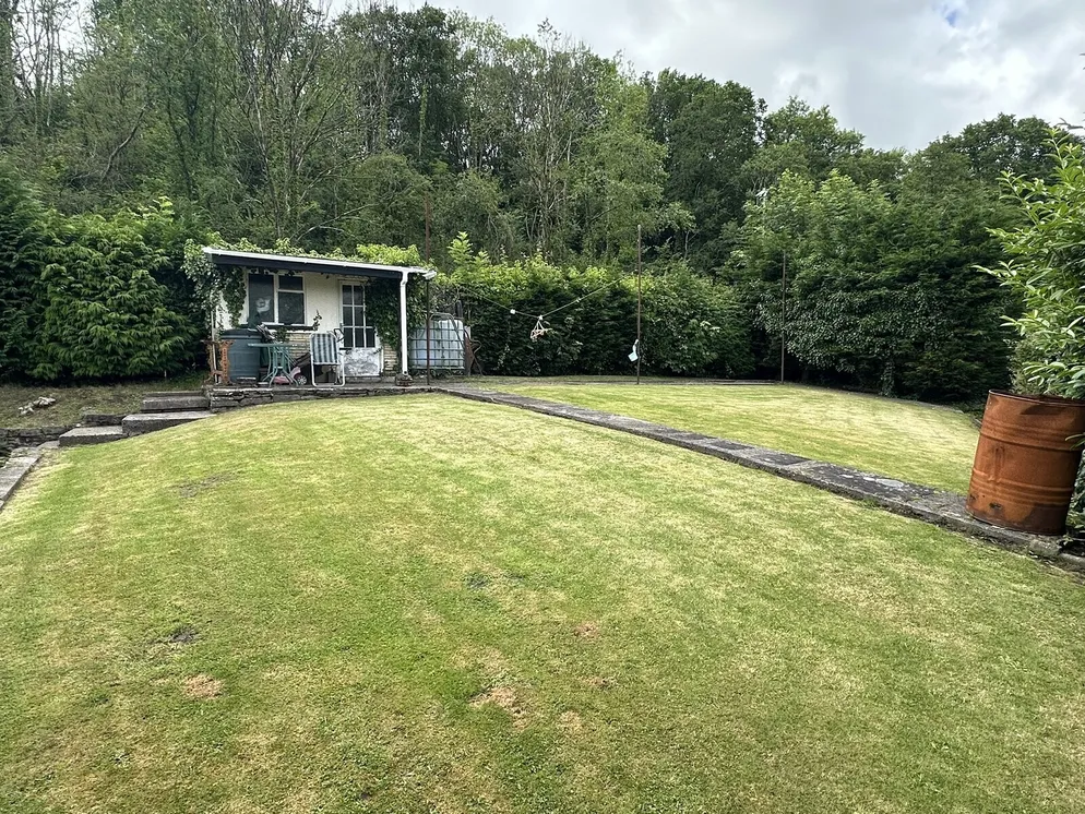 Property carousel item 19