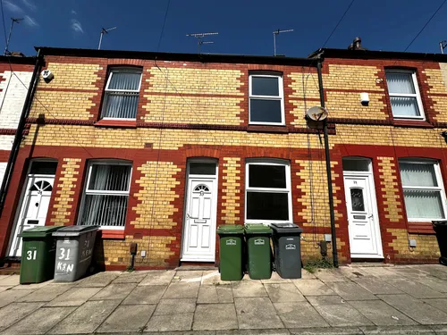 Kendal Road, WALLASEYphoto