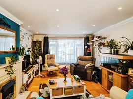 Windrush Close, Worthing thumb 3