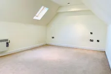 Wesleyan Court, LINCOLN