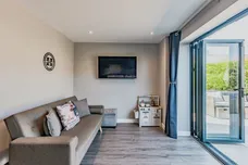 Thatcher Close, Crawley