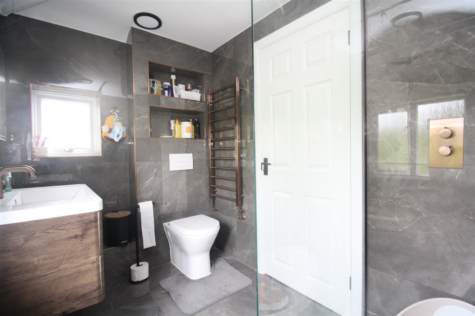 St. Johns Road, Bletchley, Milton Keynes Image 10