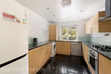 Egmont Road, Sutton
