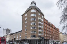 Lower Sloane Street London SW1W photo 3