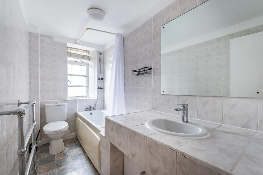 Vicarage Gate London W8 photo 5
