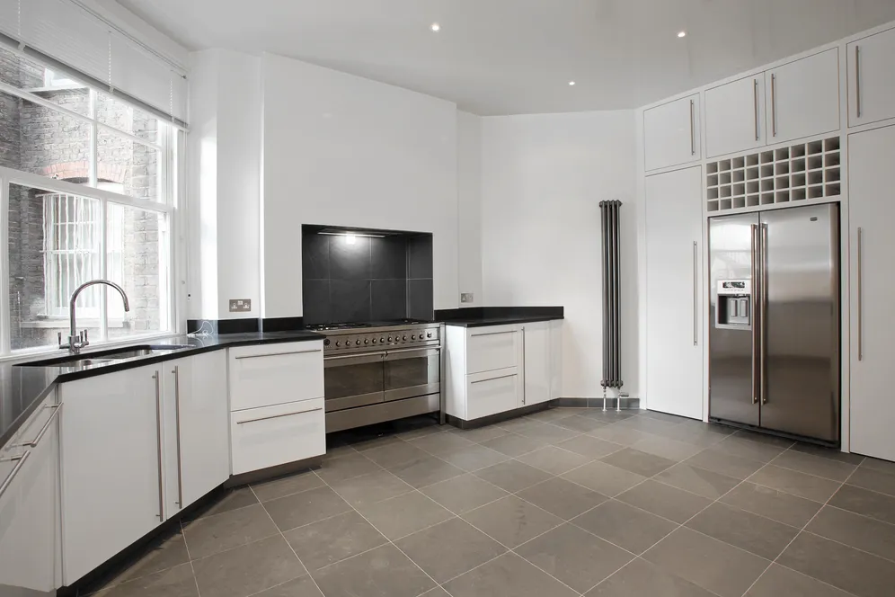 Oakwood Court London W14 photo 3