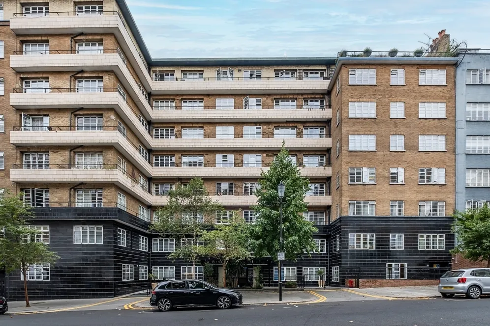 Vicarage Gate London W8 photo 11