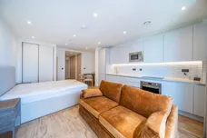 The Eades, 11 Selborne Road London E17 photo 3